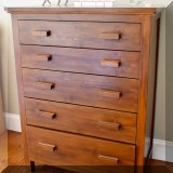 F39. Five-drawer dresser. 46 ”h x 36”w x 19”d 